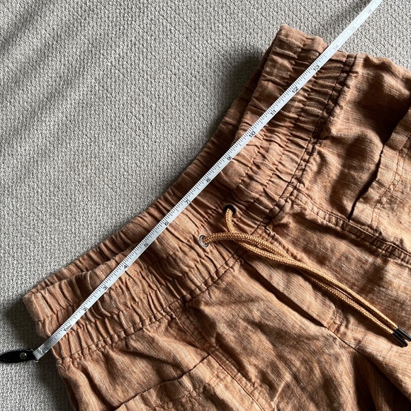 Athleta Cabo Linen 4" Short in Toasted Ochre Orange Striped Summer Size 4 - Picture 9 of 10